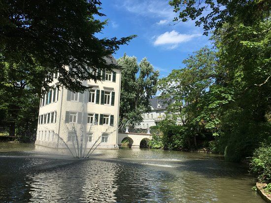 Holzhausenschlößchen